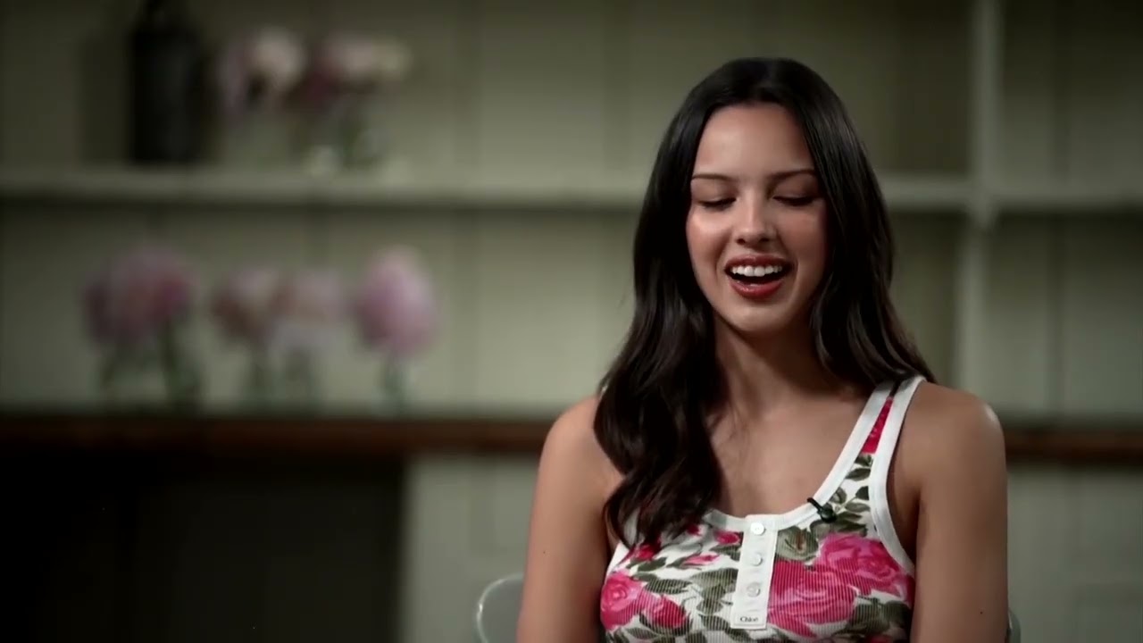 Olivia Rodrigo о том, как она переписывала песни для своего нового альбома ради &laquo;честности&raquo;