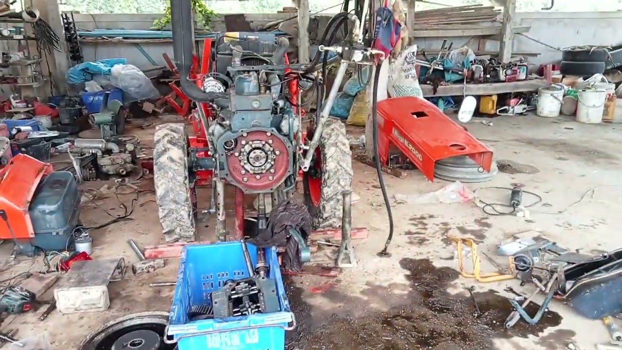 L2000ว่าจะถอดนิดเดียวกลายเป็นต้องถอดเยอะเลย#รถไถเล็ก #kubotatractor #tractorkubota #รถไถคูโบต้า