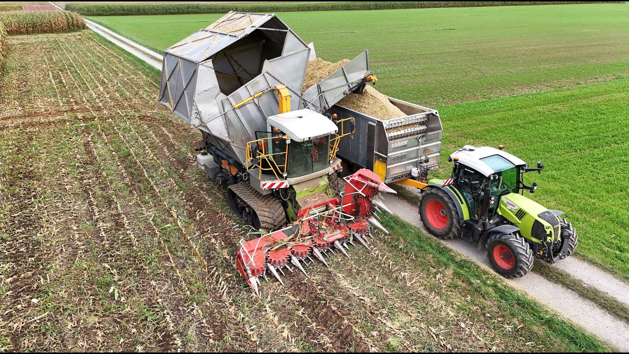 Raupenbunkerhäcksler und Maisquaderballenpresse im Einsatz 🌽 🇨🇭( Höllfeld )