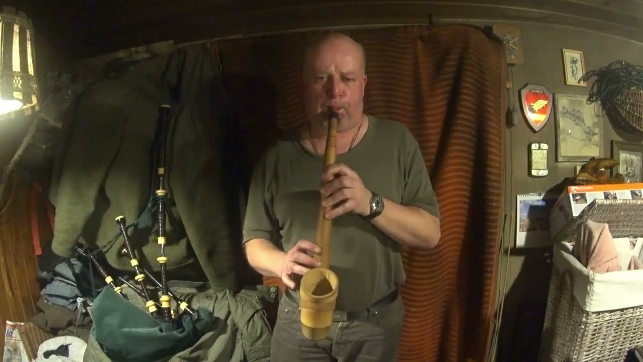 Bambus Saxofon, Bamboo Saxophone