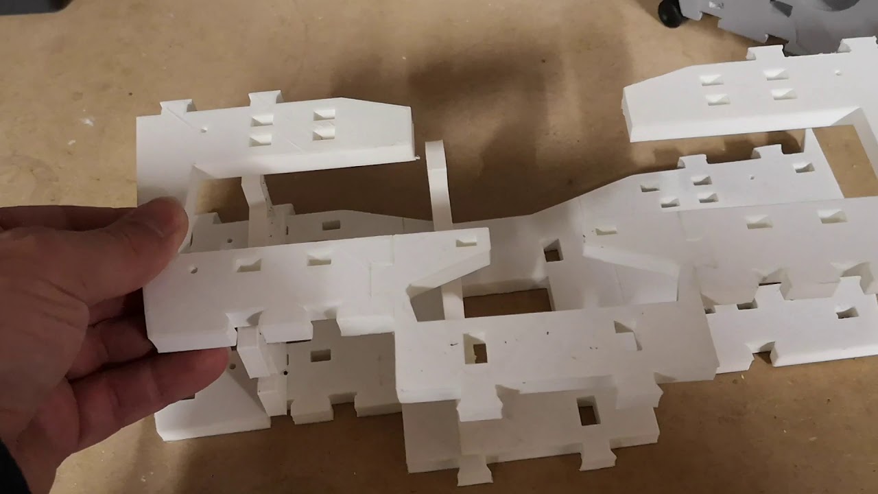 Civrays InMoov - Extending the Torso