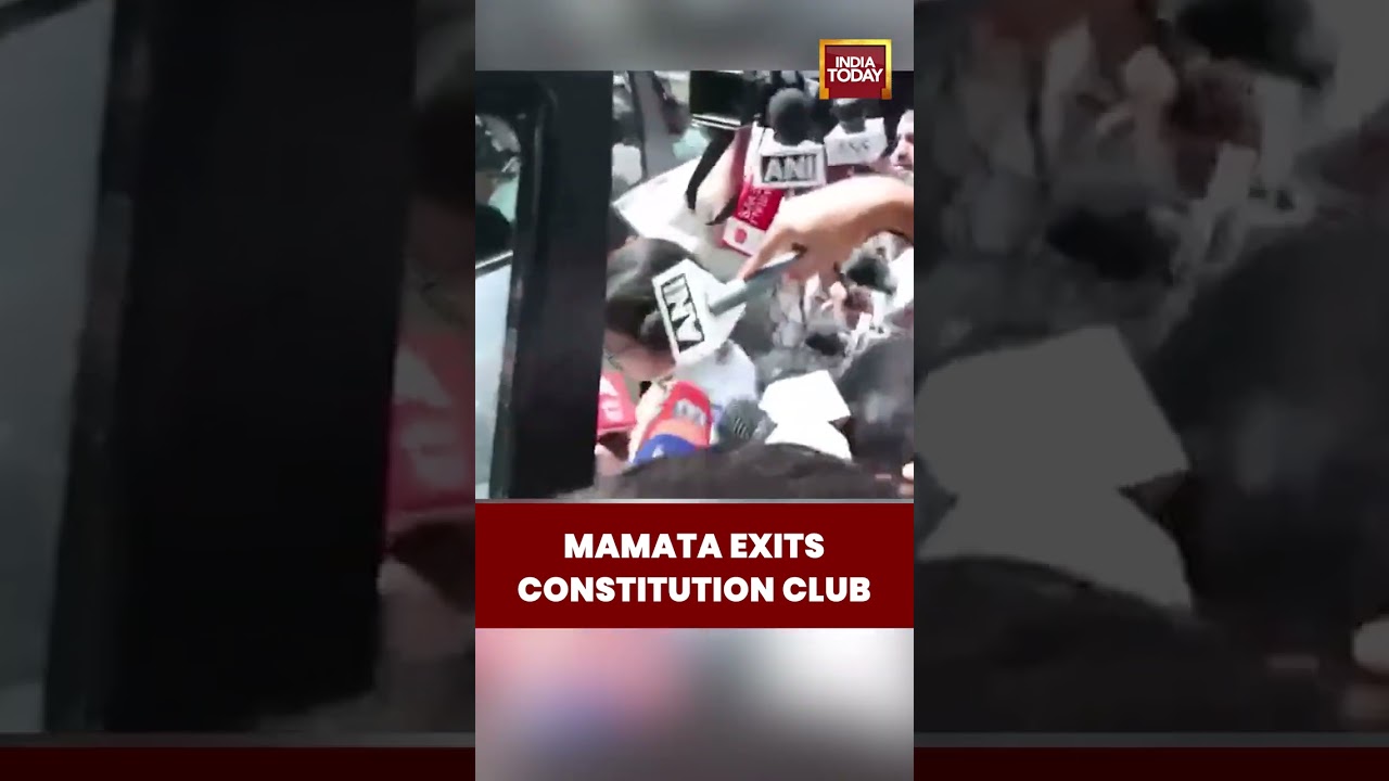 Mamata Banerjee Leaves Constitution Club After INDIA Bloc Meeting Concludes In Delhi #shorts