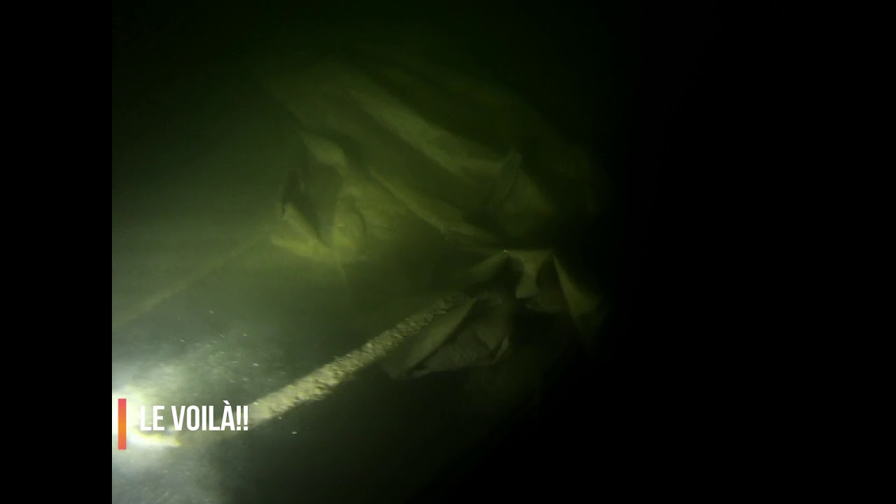 Plongée sur une épave de Bateau dans le lac de Vouglans, Jura