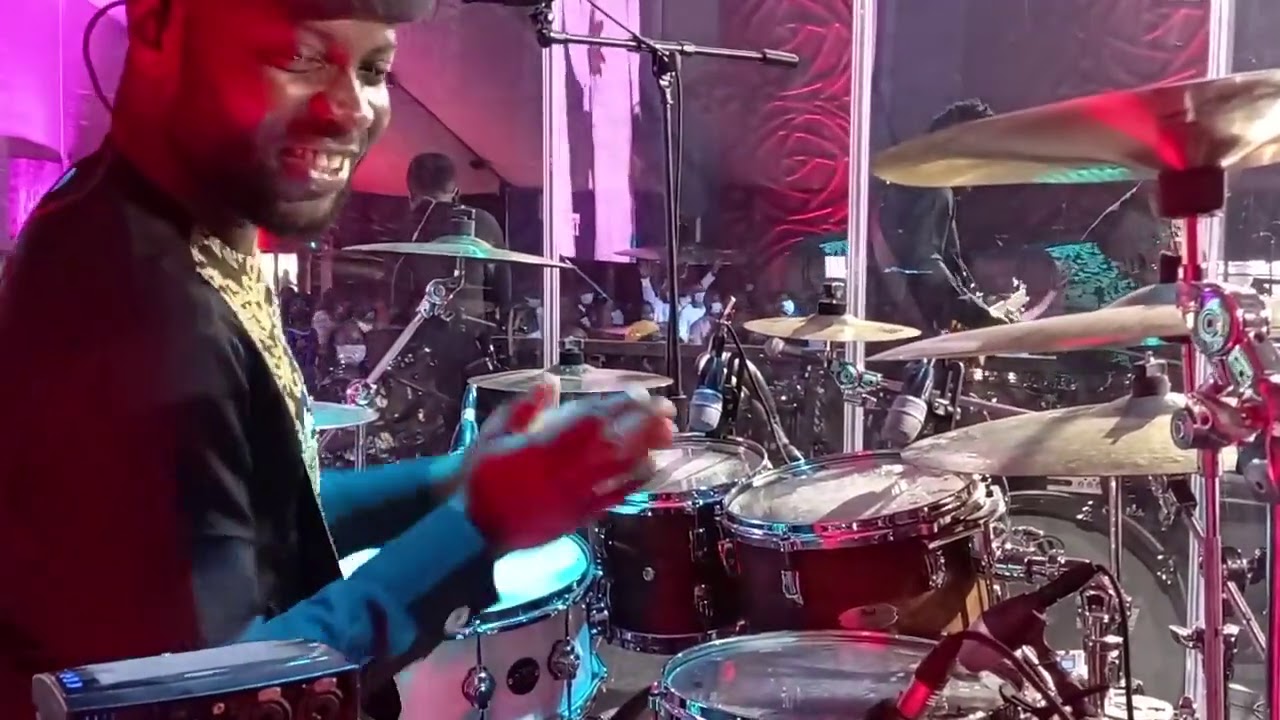 JERUSALEMA-(MASTER KG)GOSPEL VERSION (LIVE AT COZA, NIGERIA