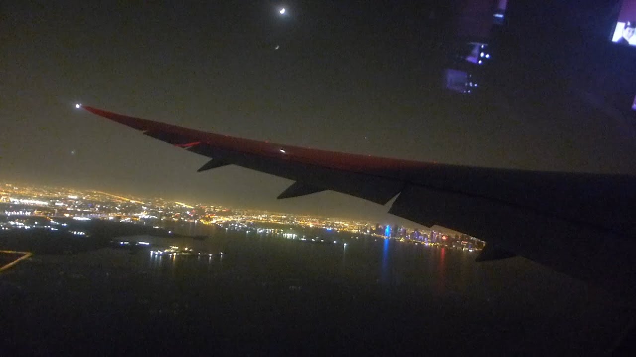 Qatar Airways Boeing 787-8 Stunning Night Take Off at Doha International Airport (DOH)