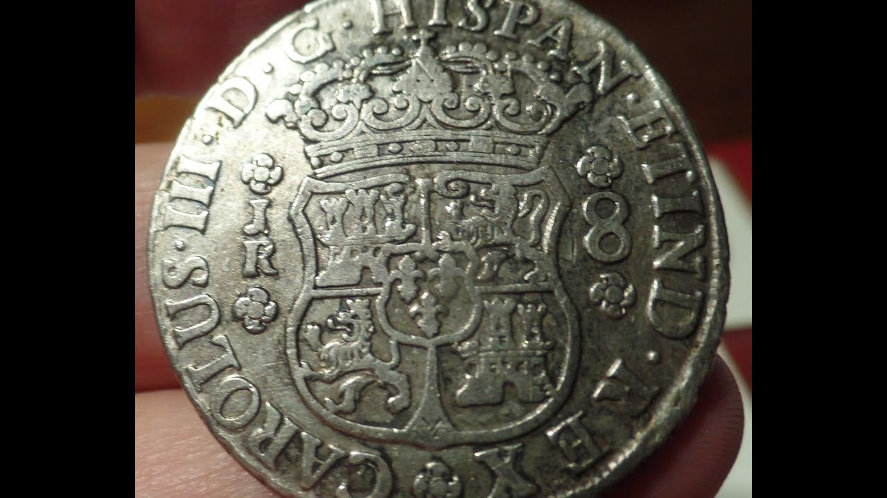 Develamos el misterio del real de a 8 columnario