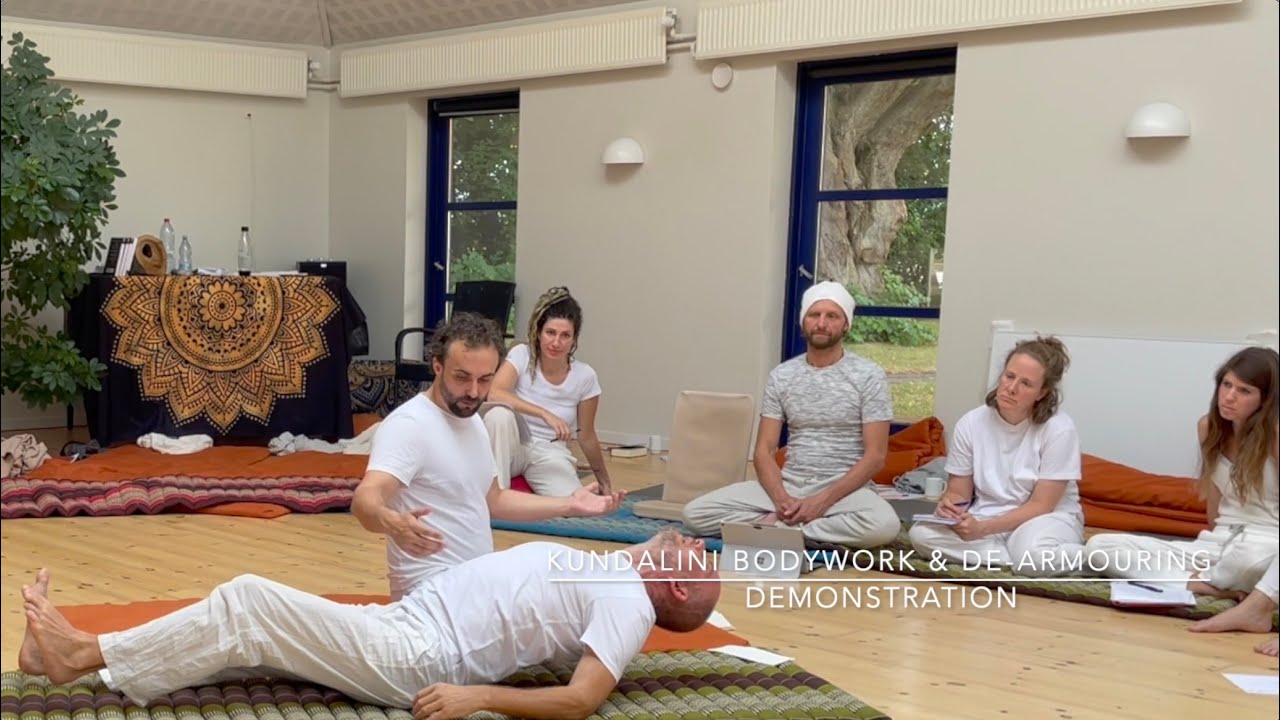 De-armouring glands & organs in Kundalini Bodywork