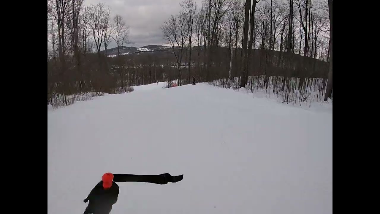 Beaver Valley Ski Resort Hill -  Crest Run Blue Square 2020