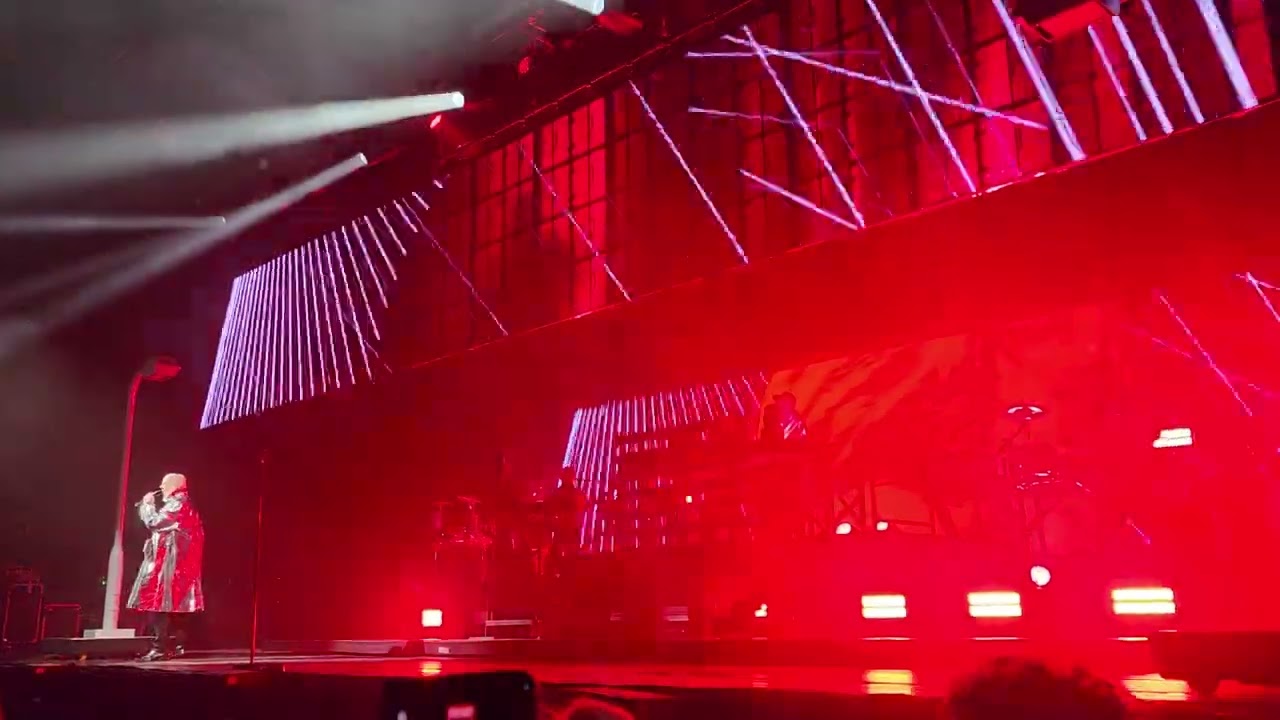 Pet Shop Boys - It's A Sin (São Paulo, 3/Mar/26 - Suhai Music Hall)