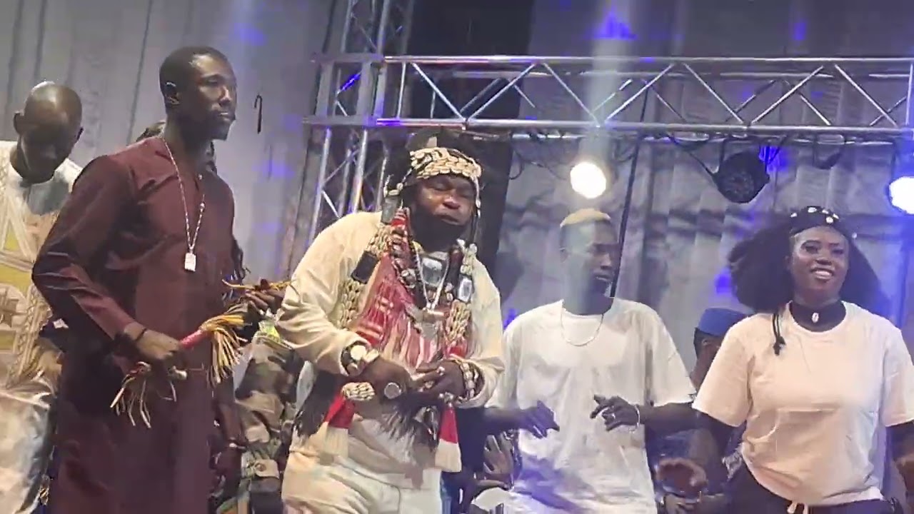 Concert de Doussou Ballo au Palais de la Culture Amadou Hampaté BÂ de Bamako 