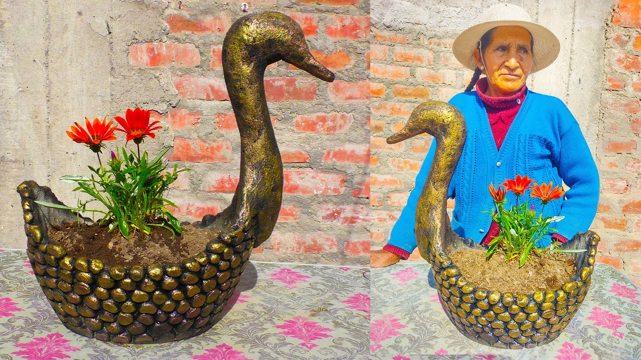 Maceta de pato única hecha con bolitas de cemento para decorar tu jardín