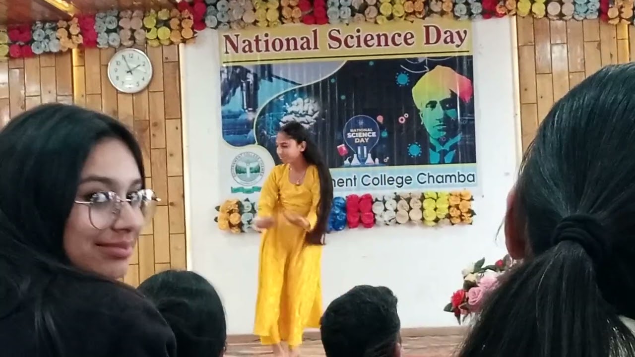 My dance performance on the occasion of science Day in my college ❤️😊😌✨