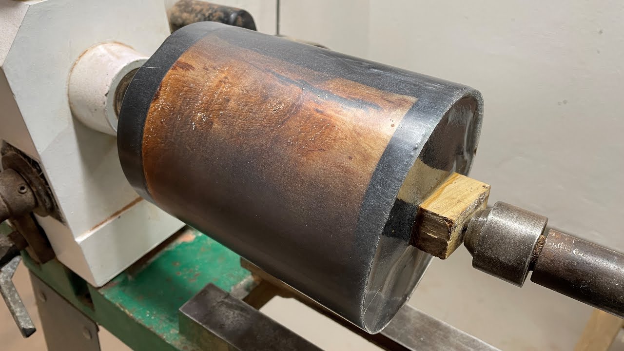 Drechseln/ Woodturning/ Epoxidharz   : Der gespaltene Stamm