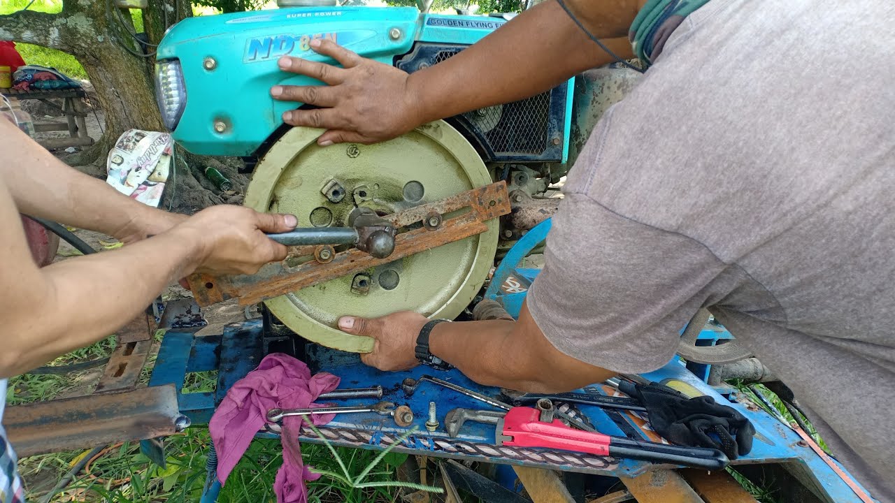 ND85N Diesel Engine Maintenance - Removed the Flywheel to Replaced Oil Seal