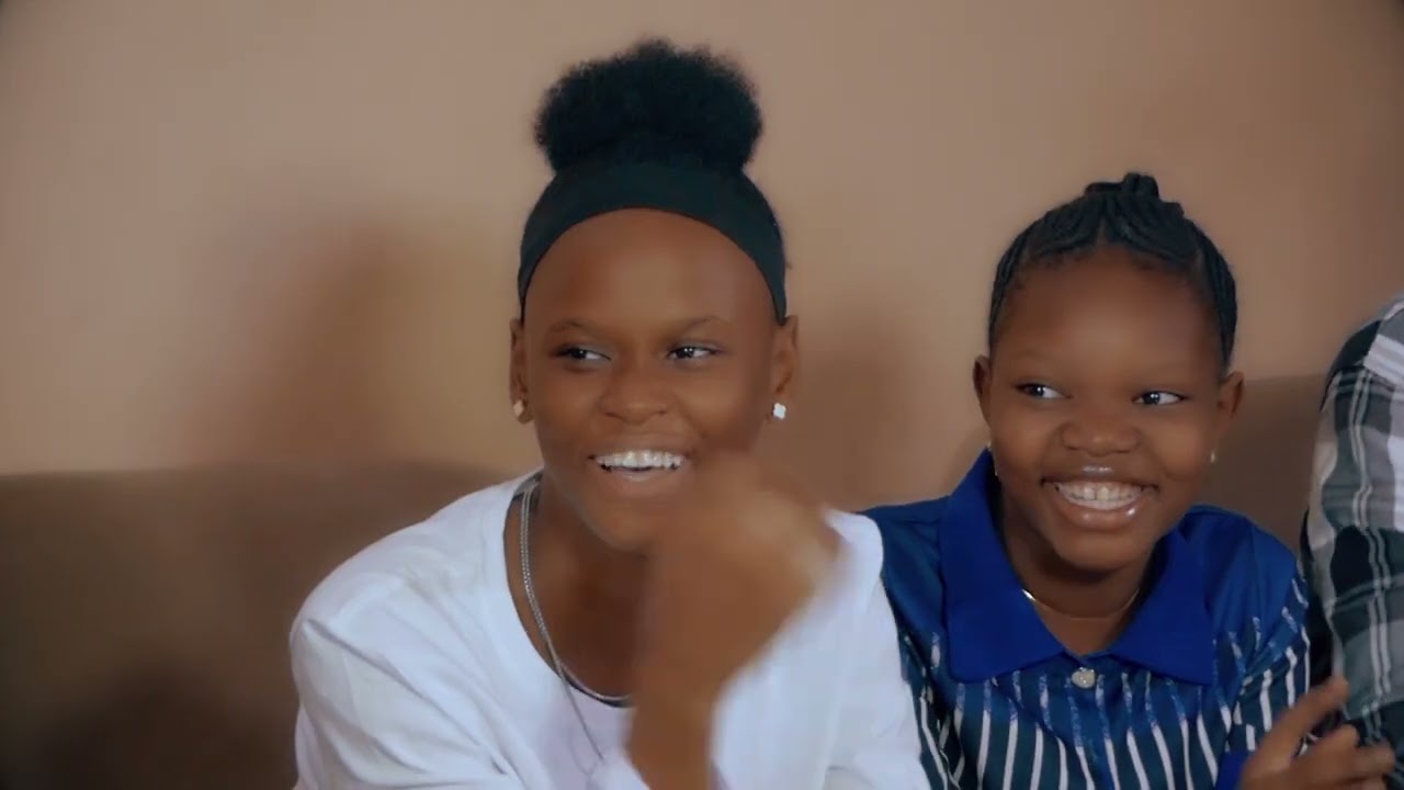 Tu es digne_clip officiel HD_Adorationpourchrist.