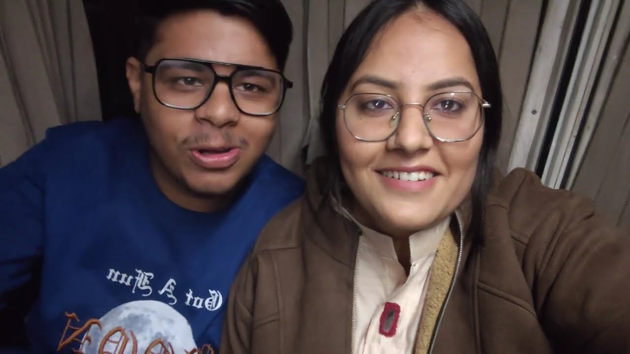 Family trip part 1 || bus mein antakshari shuru ho gai 😂😂😂 @Craackedsiblings #trending #viral #fun 