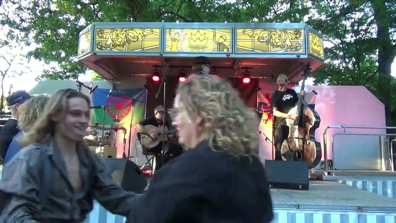 Mama's Pride Wilhelmina stage: Tonnie's Gitanos