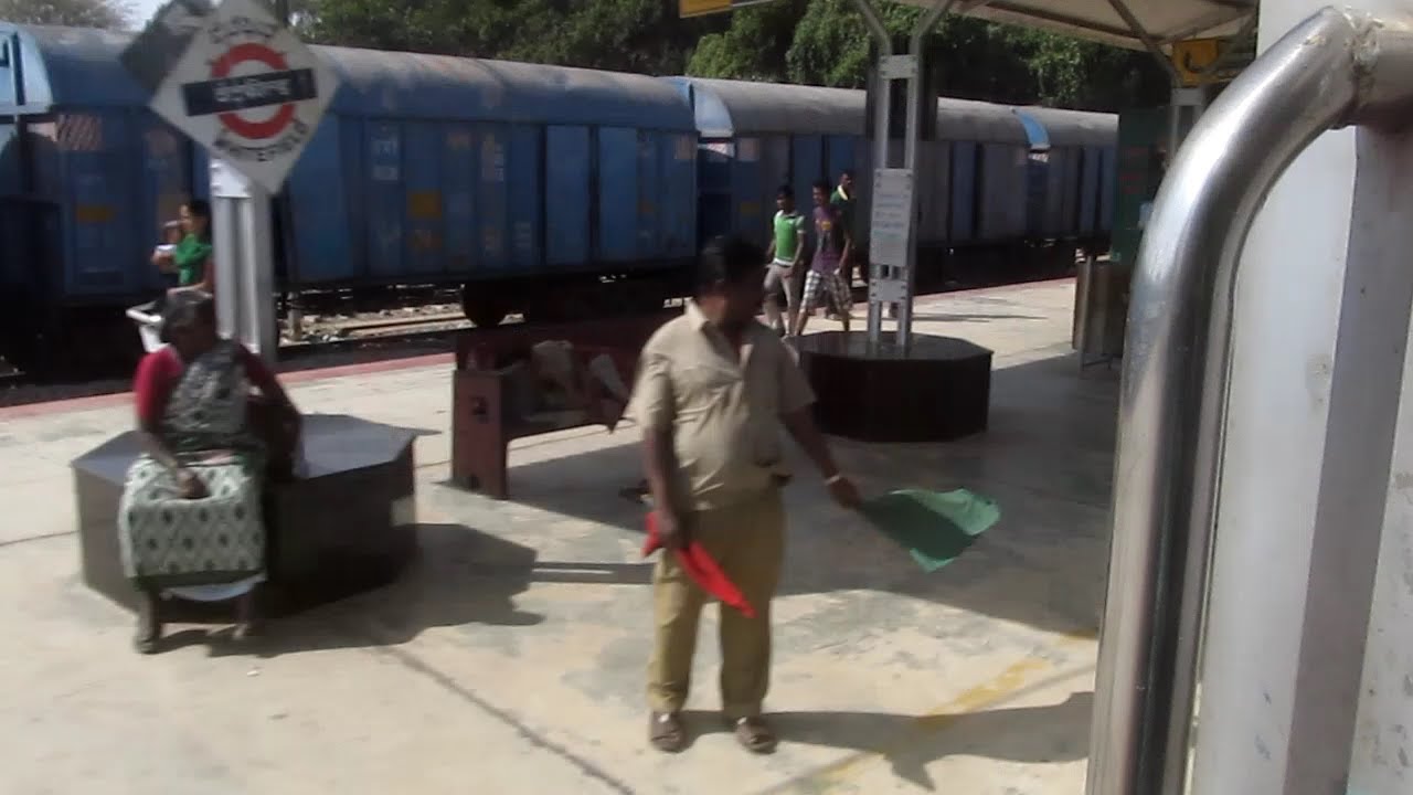Madly honking WAM-4 21277 Blasting like Hell with 12007 Shatabdi thru Whitefield!!!
