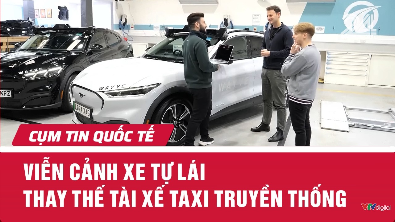 Viễn cảnh xe tự lái thay thế tài xế taxi truyền thống | Cụm tin quốc tế | VTV24