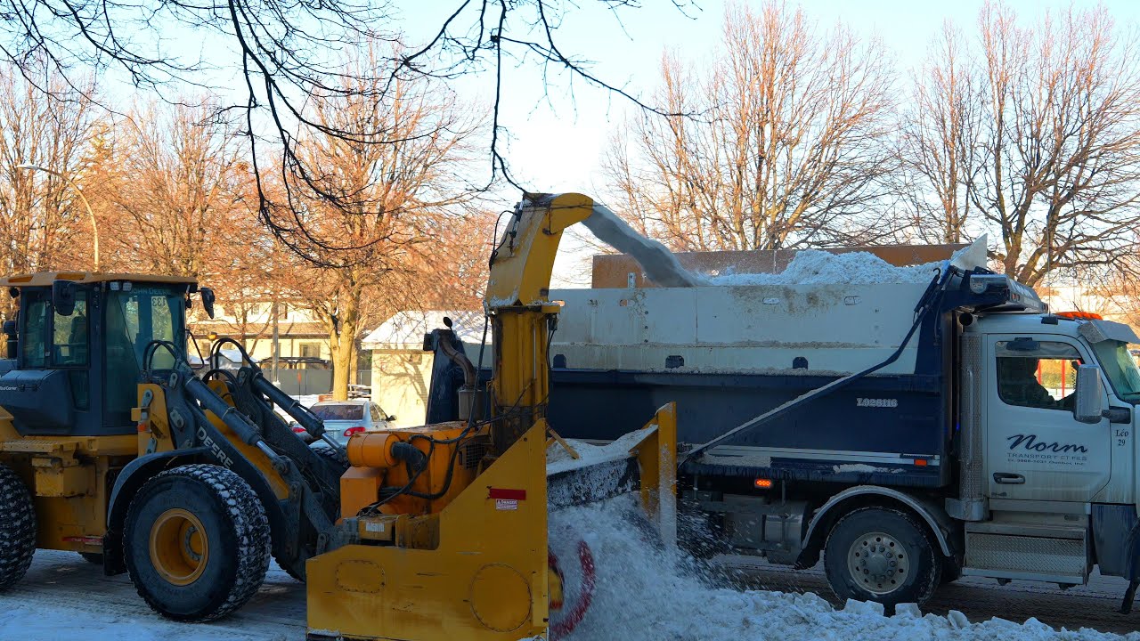 Opération enlèvement de la neige à Montréal, janvier 2026