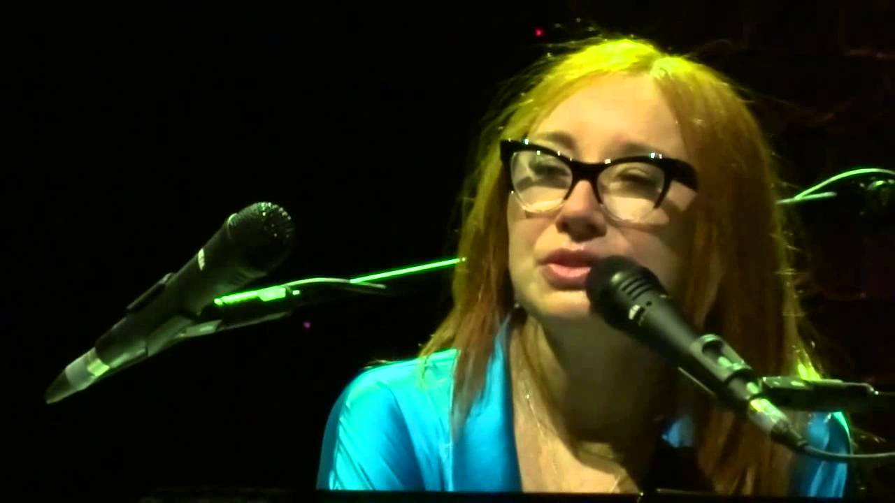 Tori Amos - Invisible boy @ London 2014.Filmed by Adrian Steele