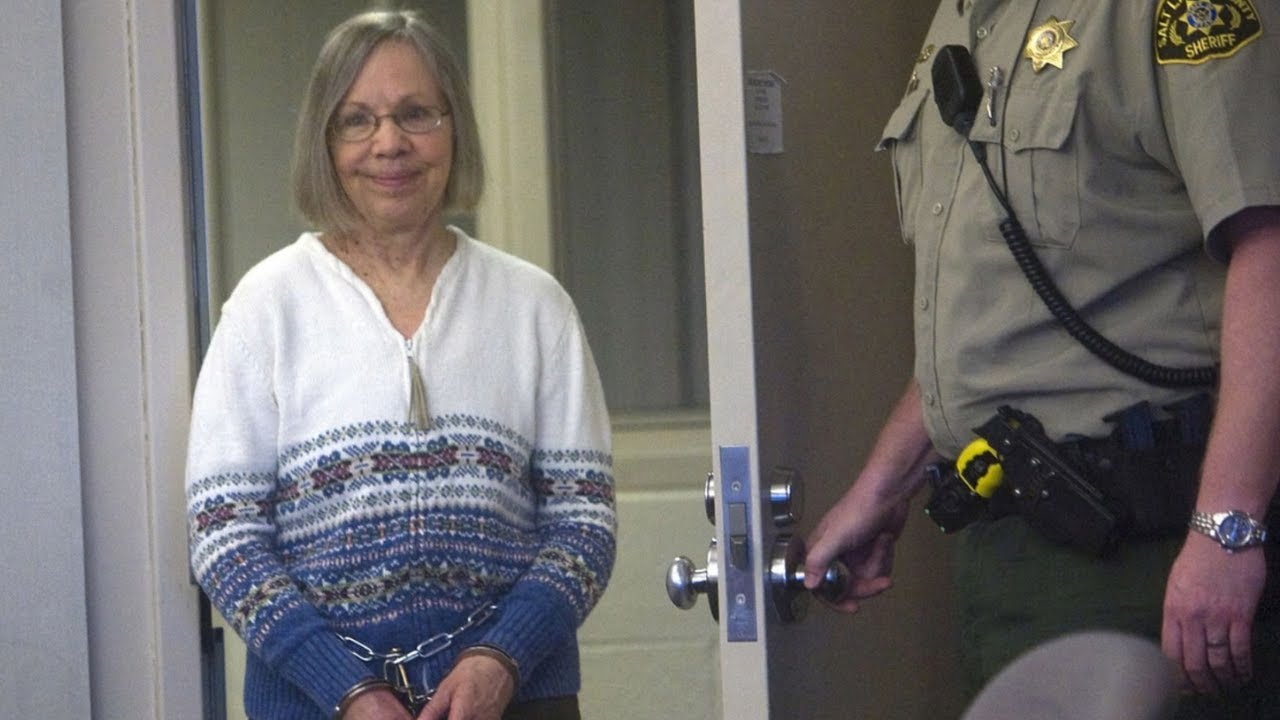 Женщина, похитившая Элизабет Смарт, арестована за нарушение условий испытательного срока