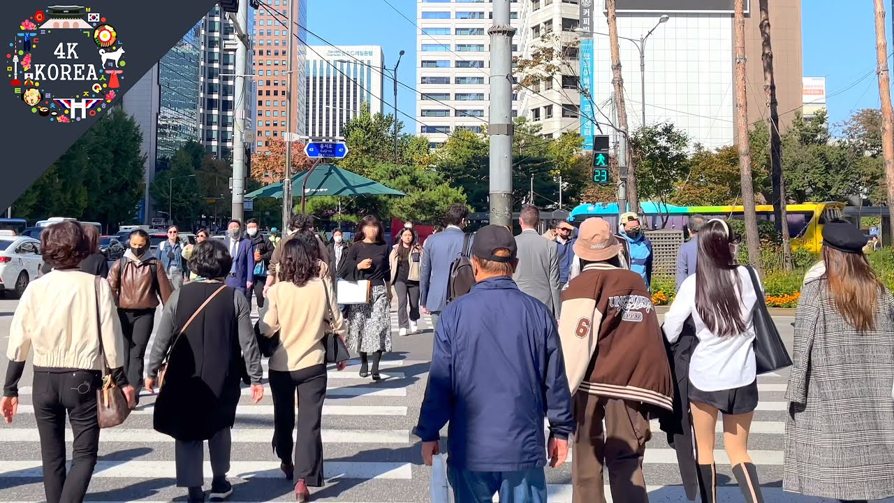 Hoehyeon Station to Insadong via Myeongdong | 4K KOREA | Oct.2022