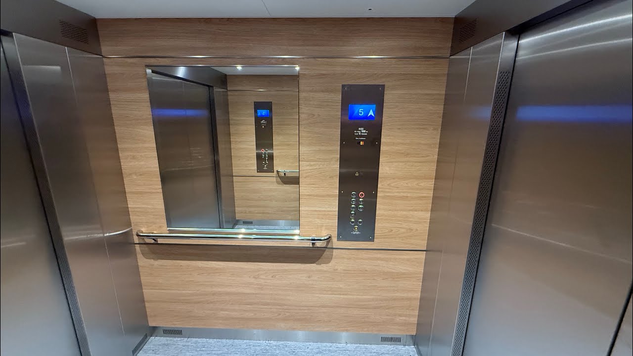 MODERNIZED AGAIN!!! 1971 Kalea (mod.) Traction Elevators @ Åhléns Department Store, Gävle, Sweden.