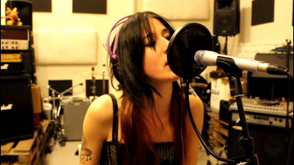 In This Moment - Whore (acoustic cover by Sandra Szabo)