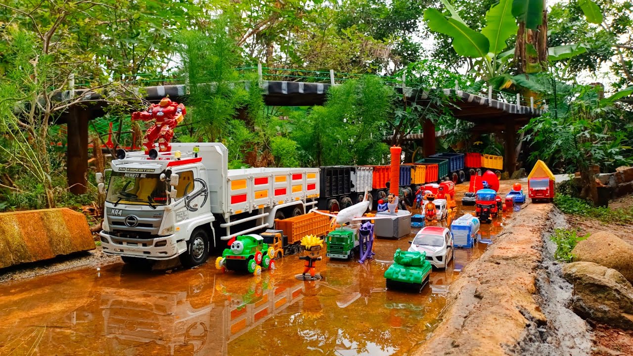 Wow !!! Mobil Truk Rc Tronton Panjang Bongkar Penuh Mobil Mobilan Loader, Truk Mixer, Ambulan