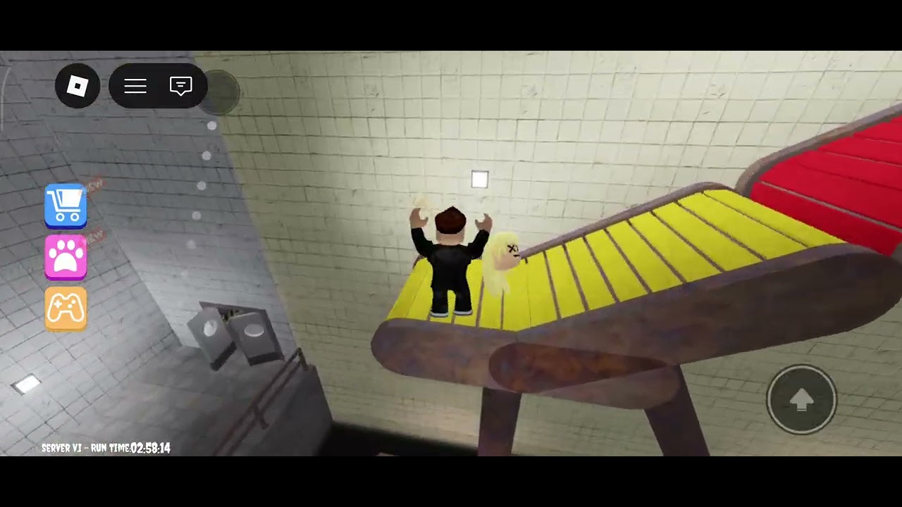 I am back in Roblox 🙃🙃