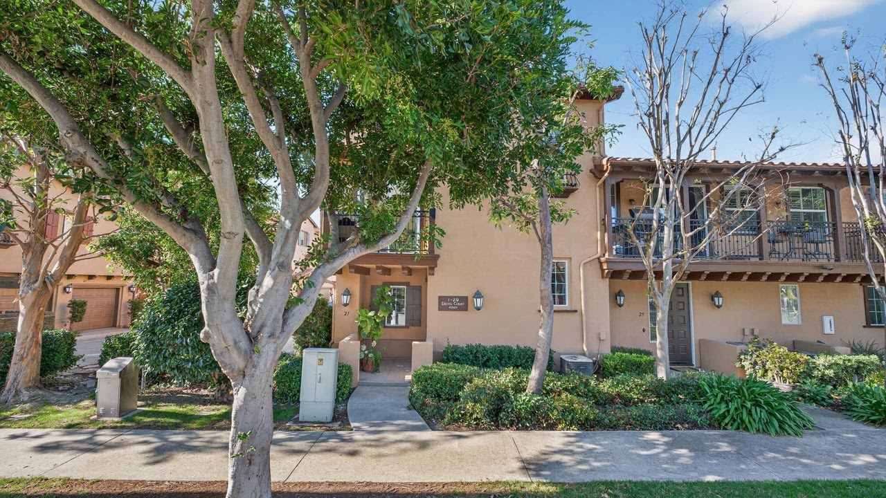 27 Dietes Ct, Ladera Ranch, CA