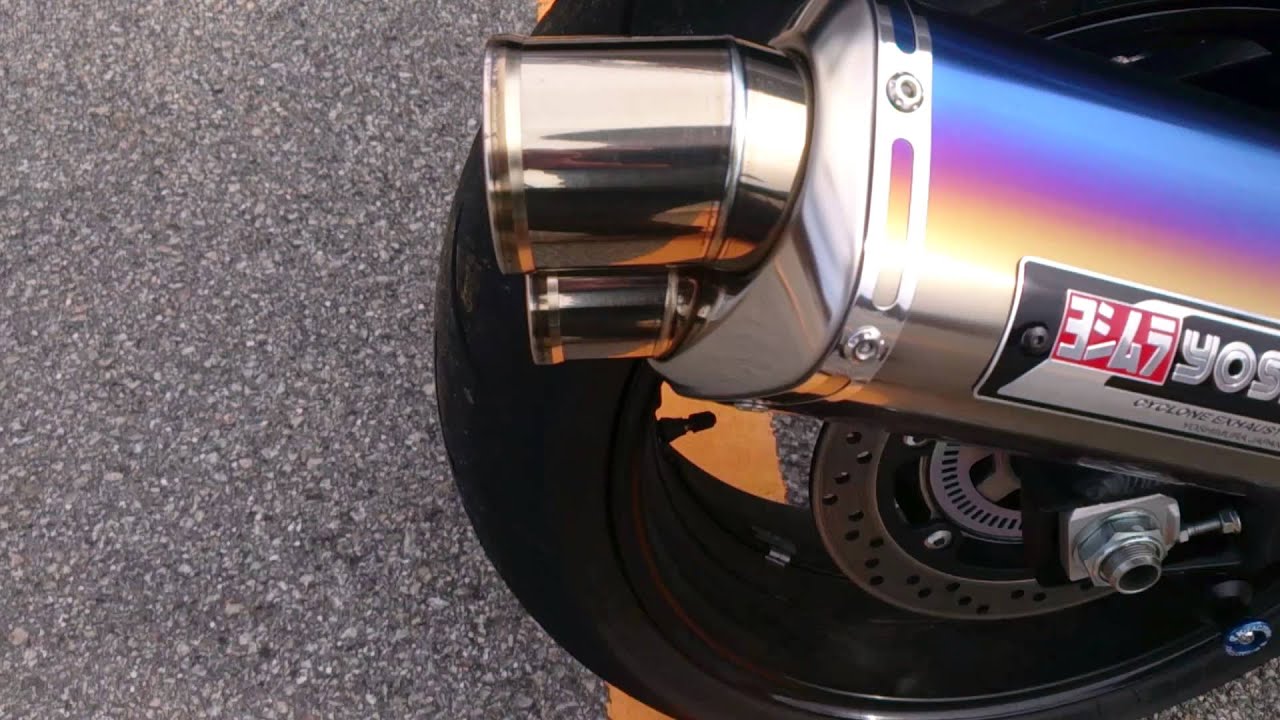 バイク　SUZUKI  GSX1300R　隼 hayabusa L3 2013