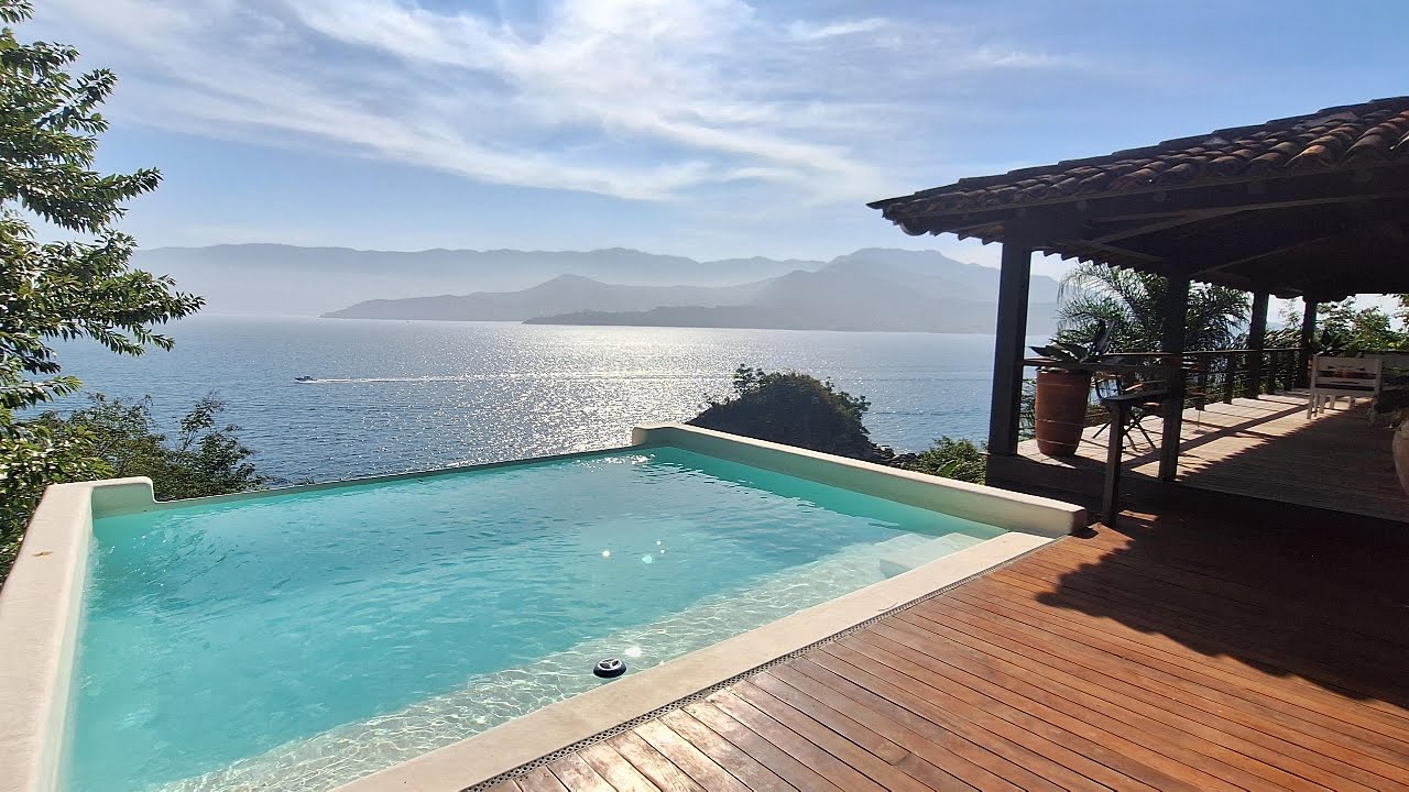 Casa Costeira Ilhabela-SP.Venda.Com Píer.Vista para o Mar.Porteira Fechada.EXCLUSIVIDADE.