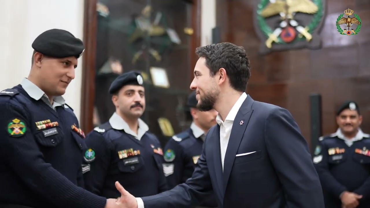 سمو الأمير الحسين بن عبدالله الثاني ولي العهد يزور مديرية الدفاع المدني ويثني على جهودها