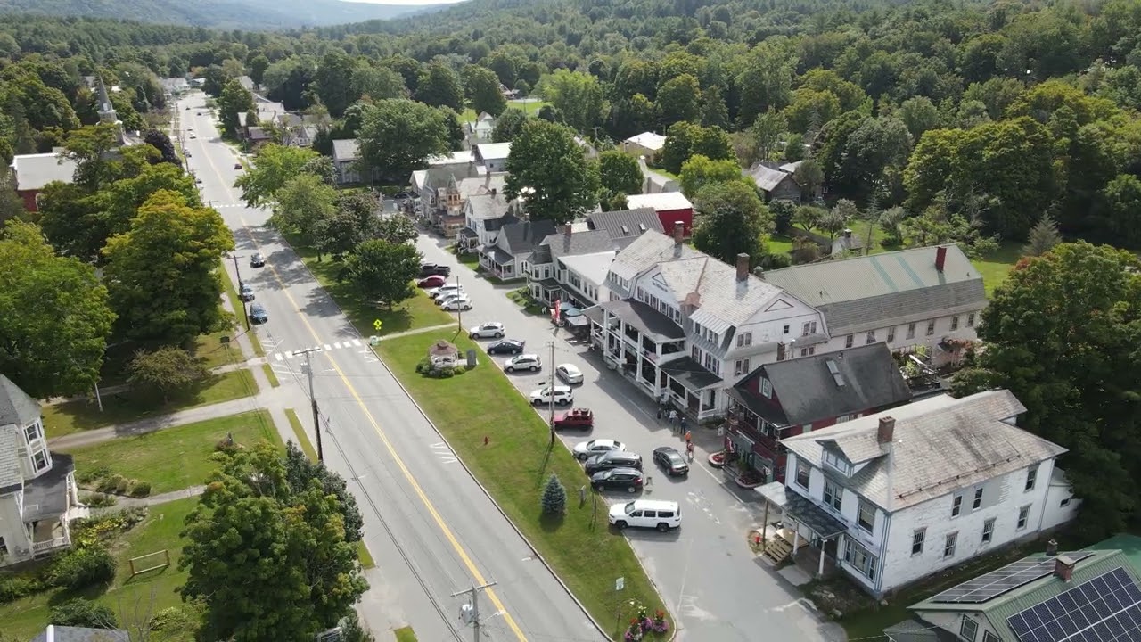Chester, Vermont Common (Drone flyover)