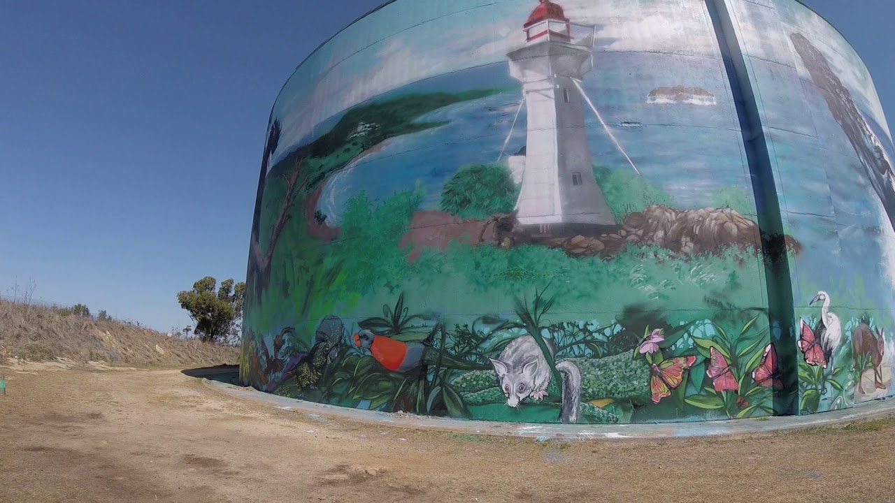 Bowen water towers mural - insight