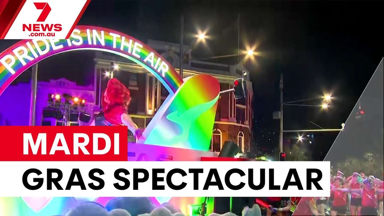 Quarter million celebrate Sydney's 48th Mardi Gras | 7NEWS