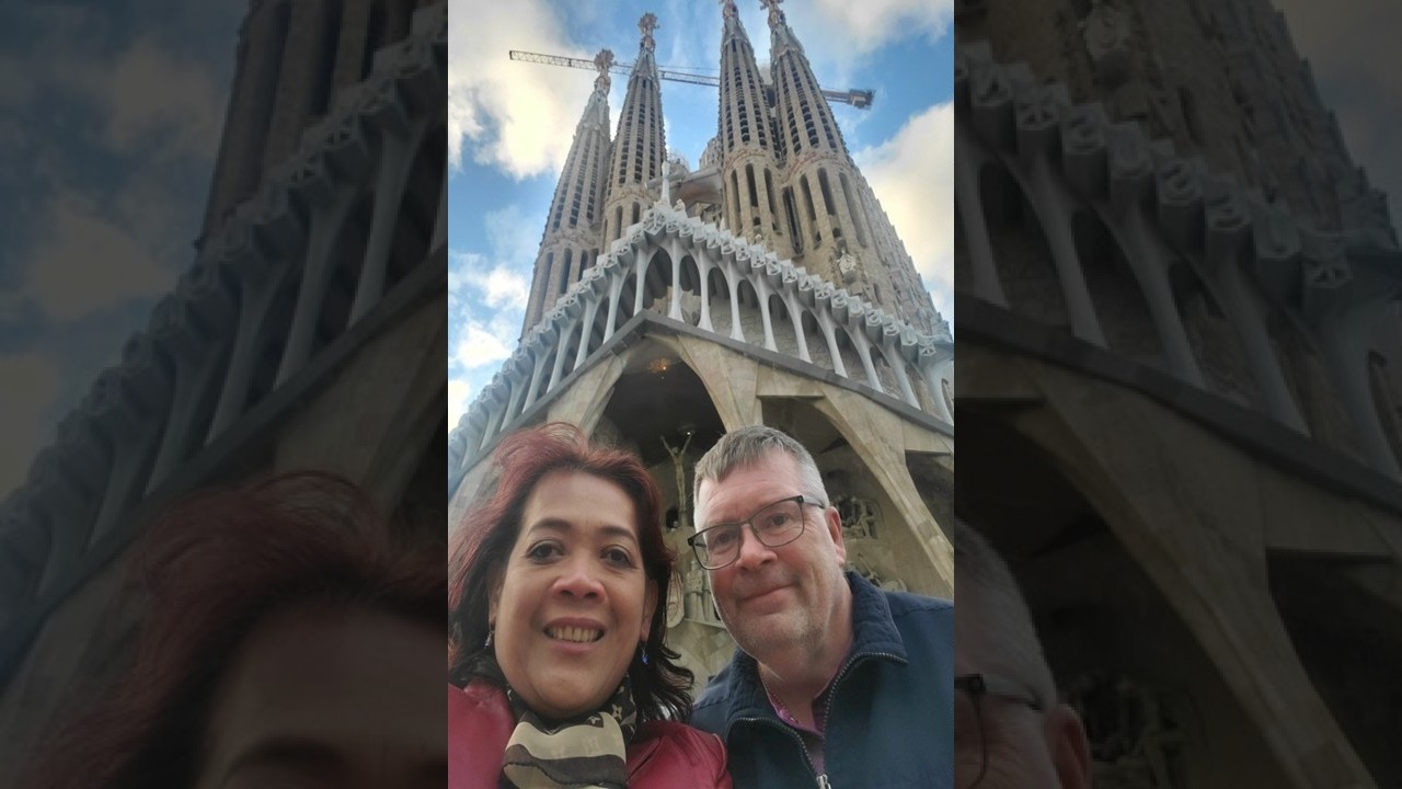 Basilica de la Sagrada Familia: Barcelona, Spain