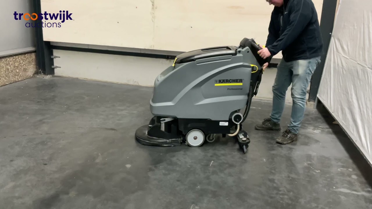 K&auml;rcher B40W - meeloop schrob/zuig machine - auction 38508 lot 85