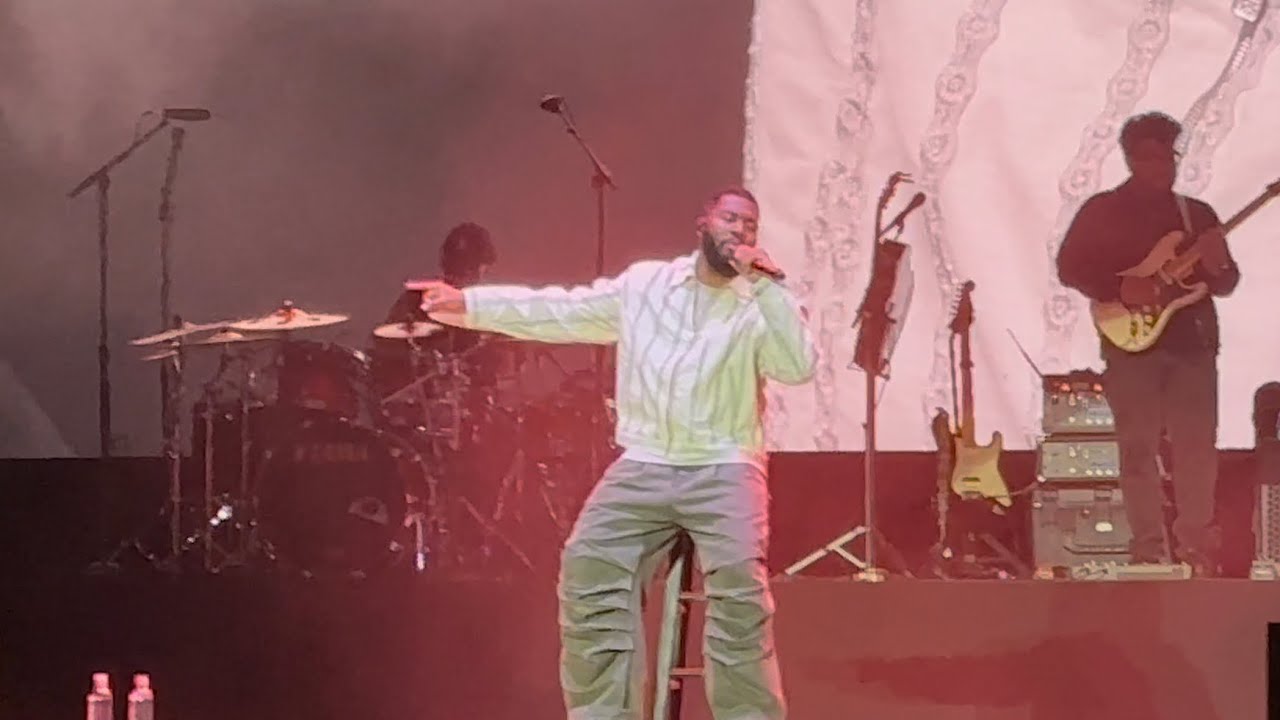Khalid - Please Don't Fall in Love with Me, Live @ Sips and Sounds, Austin 2025