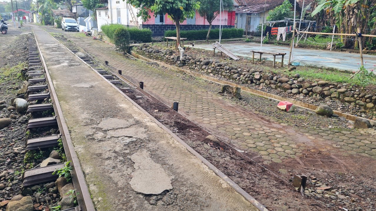 JEJAK REL STASIUN KERETA TERBESAR KEDUA DI PURWOKERTO HANYA TERSISA SEDIKIT !