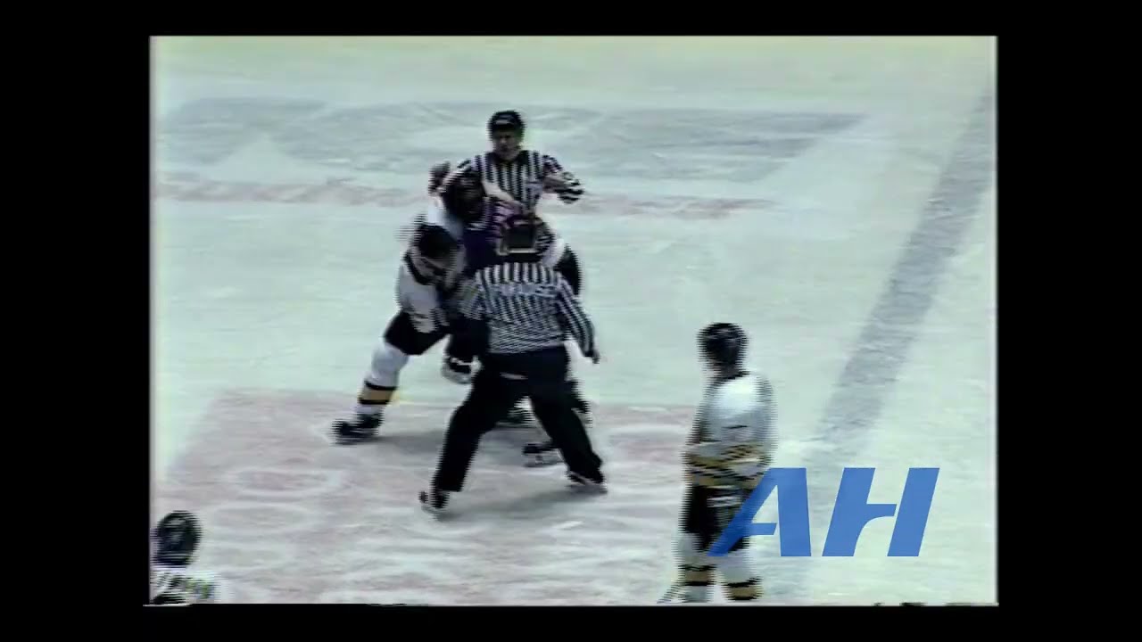 CHL Feb. 4, 1995 Kyle Haviland,MEM v Ron Aubrey,SA Memphis Riverkings San Antonio Iguanas