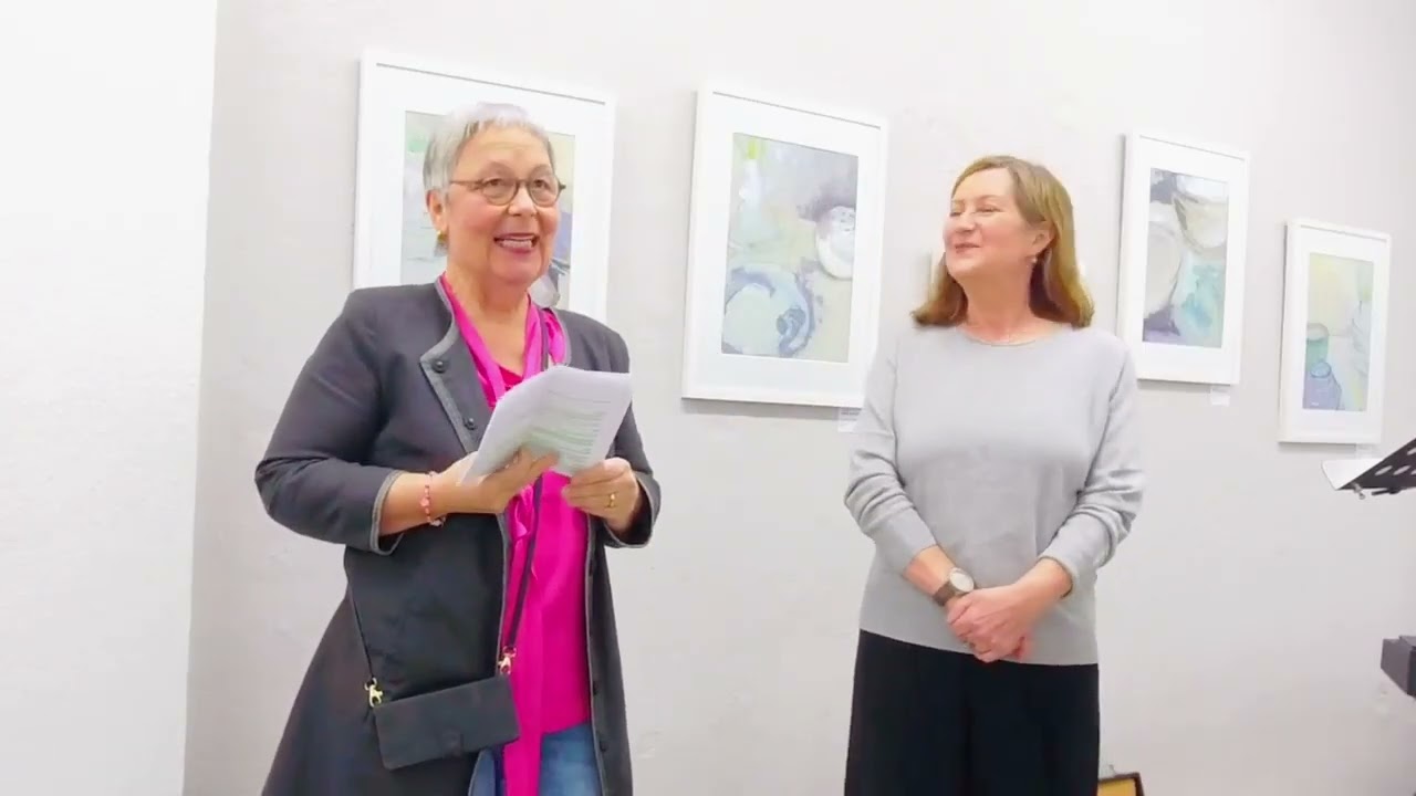 Vernissage - Grauzone- Exploration einer Farbe - Esther Bach