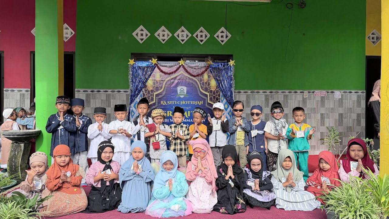 FASHION SHOW - AR ROHIM 2 MEMPERINGATI ISRA’ MI’RAJ NABI MUHAMMAD SAW
