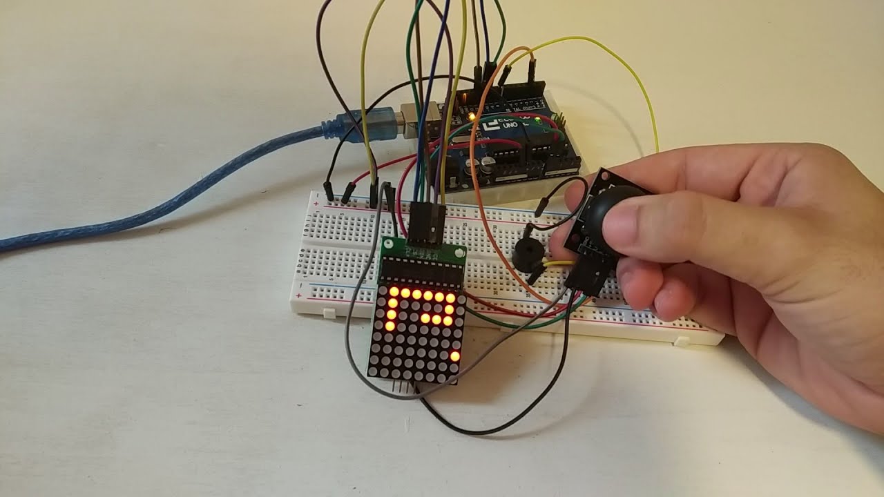 ✅ SNAKE GAME con MATRIZ LED 8x8 || MINIJUEGO con ARDUINO || [Explicado paso a paso] FACIL