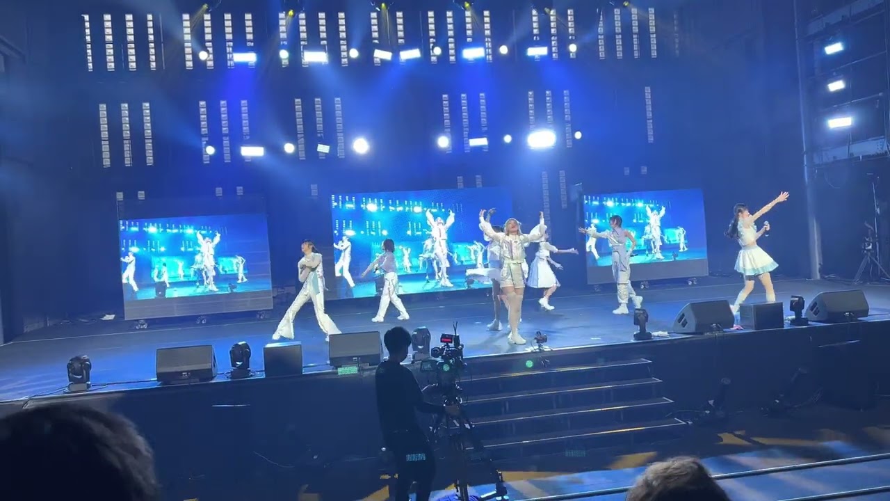 共に描く　真っ白なキャンバス フリーライブ2022夏 河口湖ステラシアター mo