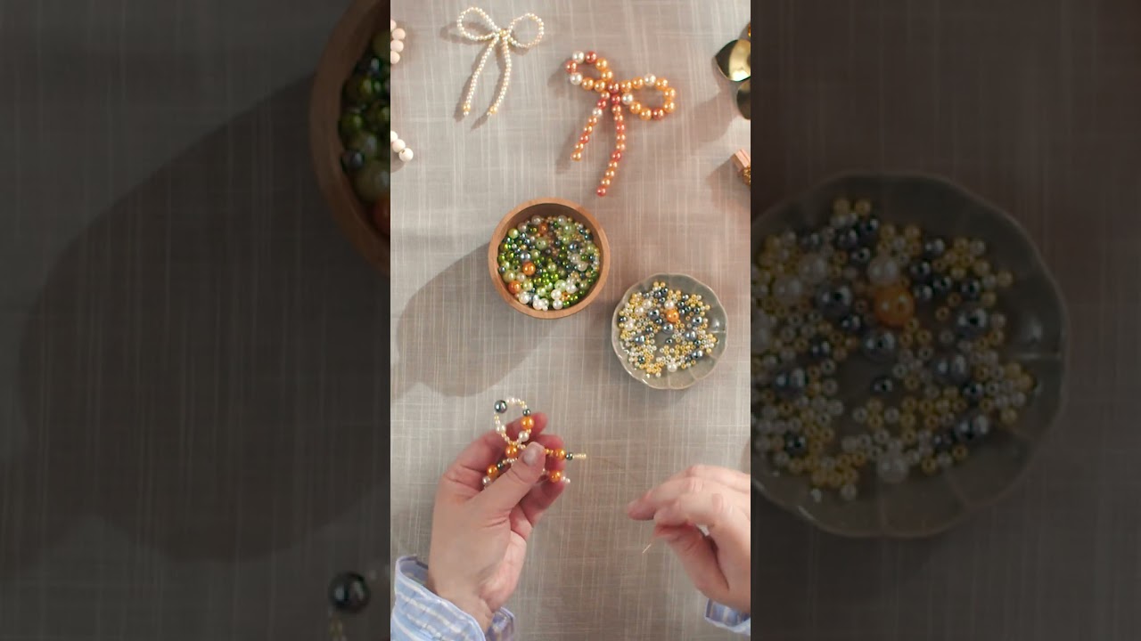 Beaded bows – DIY by Søstrene Grene