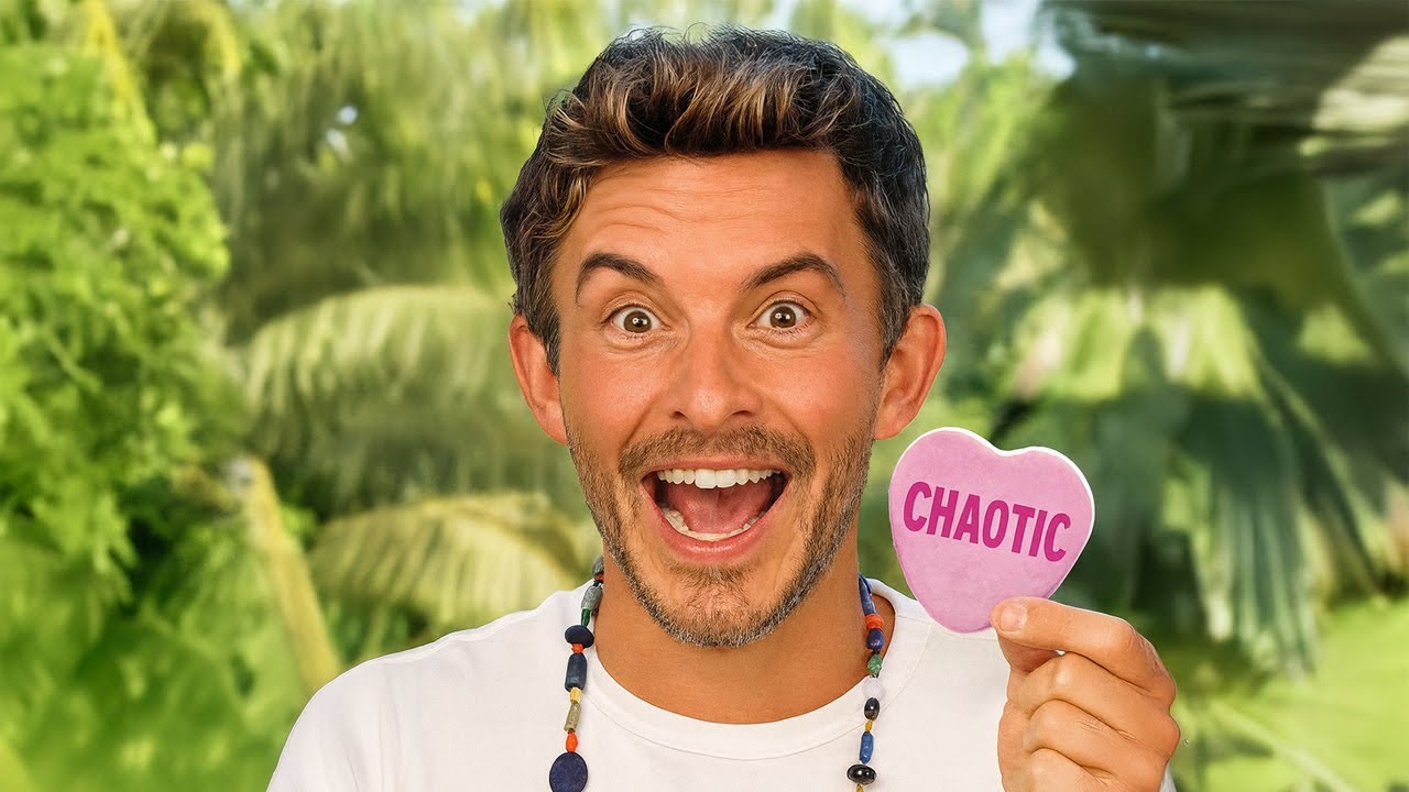 Jonathan Bailey: True Love, Tiny Glasses & Jurassic World