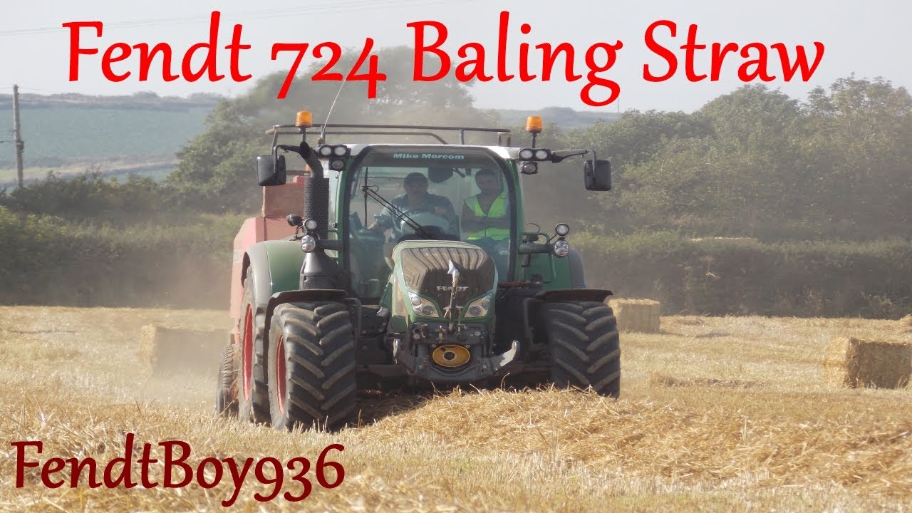 Fendt 724 and Massey Ferguson 185 series II Baling Straw